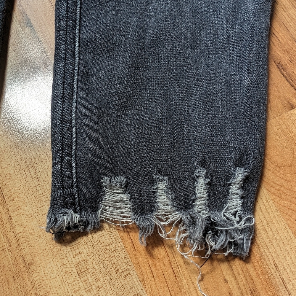 Distressed RanCan Jeans - Picture 3 of 6